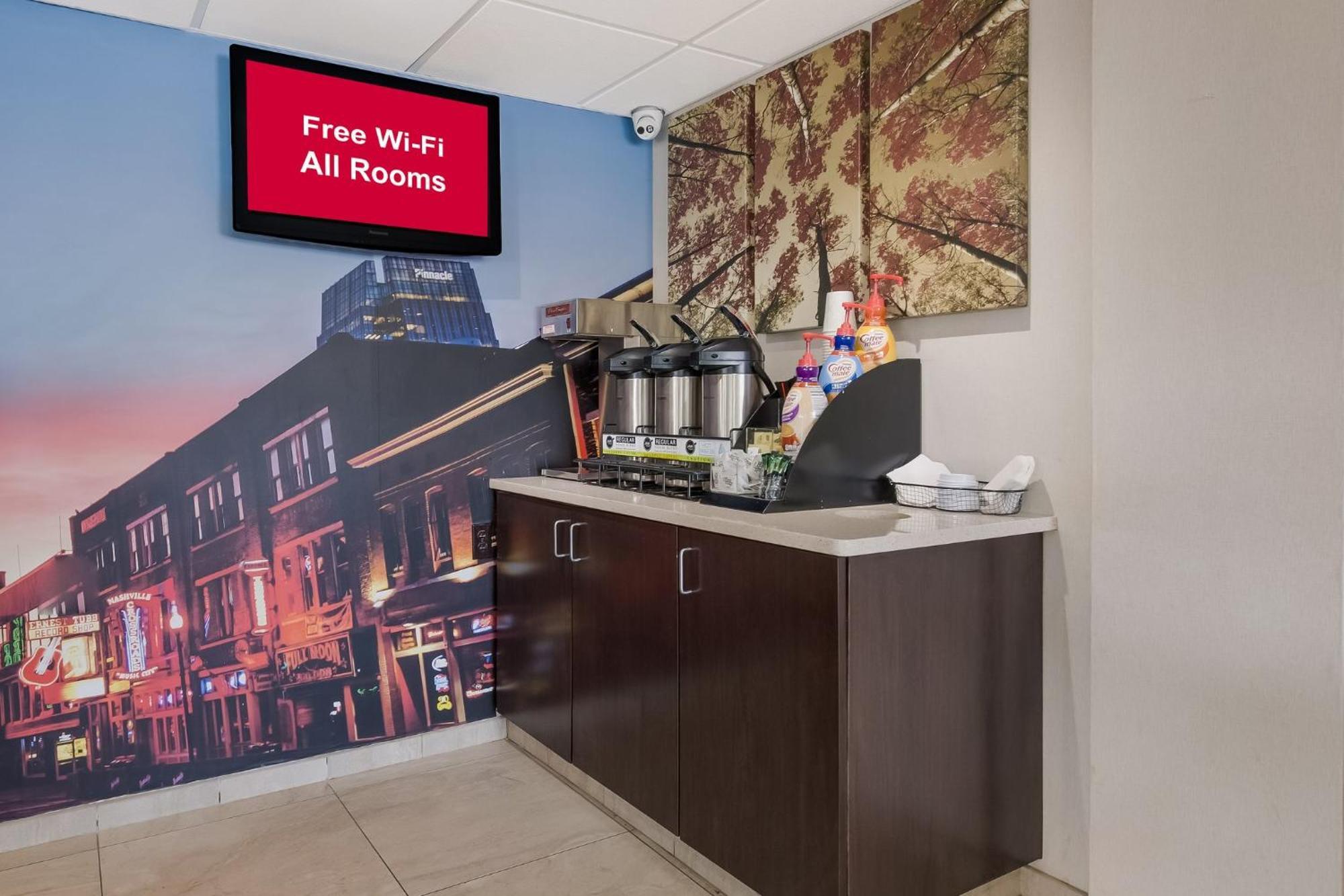 Red Roof Inn Plus+ Nashville Airport Экстерьер фото